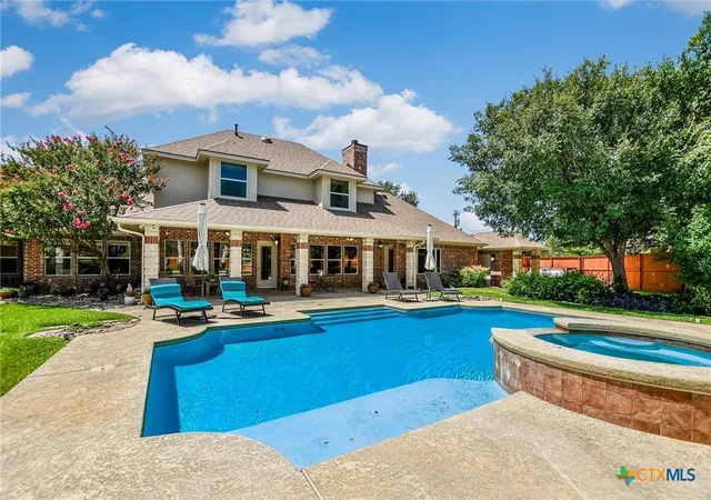 Photo 1 of Single family home for sale at 200 Diamond Trl, Georgetown, TX 78633 | MLS# 619885 | Listing updated on 2026-08-28
