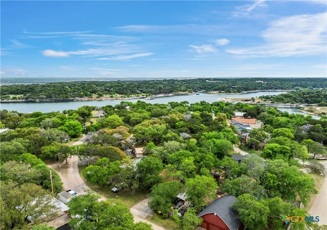 Photo 2 of Single family home for sale at 140 County Rd 1764, Clifton, TX 76634 | MLS# 620610 | Listing updated on 2026-09-29