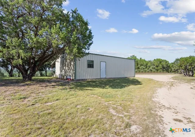 Photo 3 of Single family home for sale at 405 Wilson Branch Rd, Killeen, TX 76542 | MLS# 620557 | Listing updated on 2026-08-12