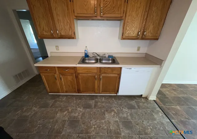Photo 15 of Single family home for sale at 1104 Nolan Ave, Killeen, TX 76541 | MLS# 620632 | Listing updated on 2026-08-18