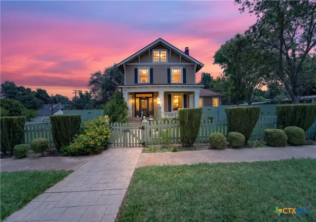 Photo 3 of Single family home for sale at 819 N 13th Street, Temple, TX 76501 | MLS# 620633 | Listing updated on 2026-08-29