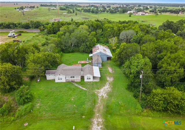 Photo 1 of Sale Pending at 1409 W Main St, Edna, TX 77957 | MLS# 620662 | Listing updated on 2026-08-11