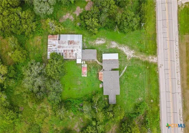 Photo 4 of Sale Pending at 1409 W Main St, Edna, TX 77957 | MLS# 620662 | Listing updated on 2026-08-11