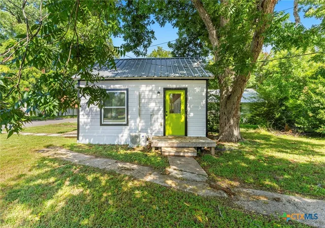 Photo 4 of Single family home for sale at 1115 W Ave I, Temple, TX 76504 | MLS# 620303 | Listing updated on 2026-09-16
