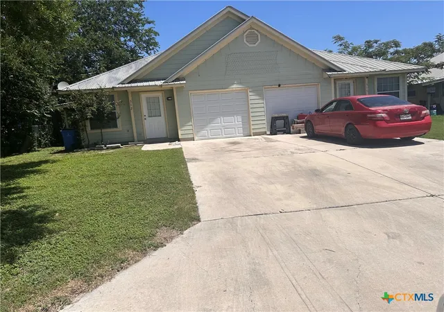 Photo 2 of House for sale at 522 Baxter, Seguin, TX 78155 | MLS# 620490 | Listing updated on 2026-10-06