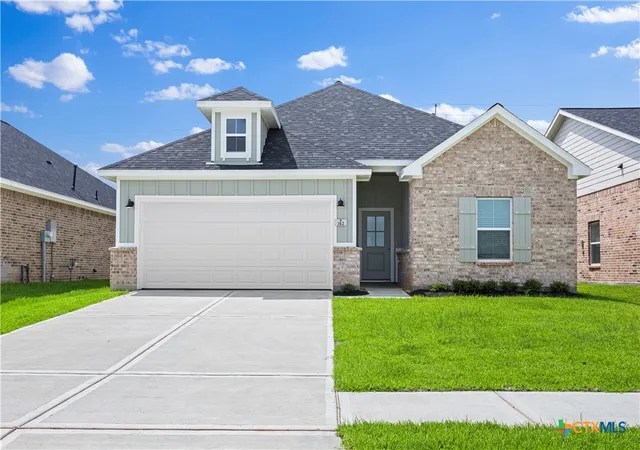 Photo 3 of Single family home for sale at 312 Cardinal Dr, Port Lavaca, TX 77979 | MLS# 619928 | Listing updated on 2026-08-24