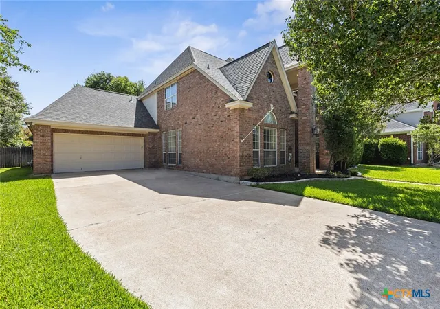 Photo 3 of Sale Pending at 2708 Timber Ridge Dr, Temple, TX 76502 | MLS# 620385 | Listing updated on 2026-10-07
