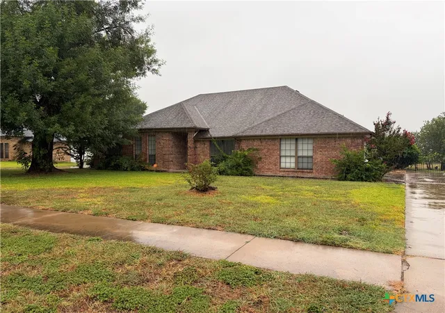 Photo 1 of Single family home for sale at 1413 S Roy Reynolds Dr, Killeen, TX 76543 | MLS# 620747 | Listing updated on 2026-08-28