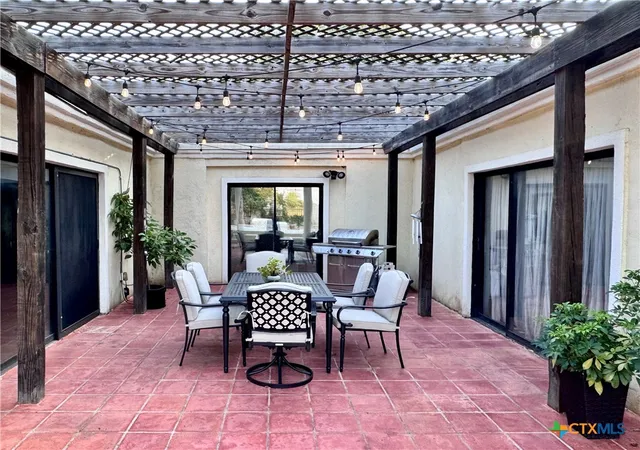 Photo 3 of Single family home for sale at 127 Bogie Dr, San Marcos, TX 78666 | MLS# 620752 | Listing updated on 2026-09-07