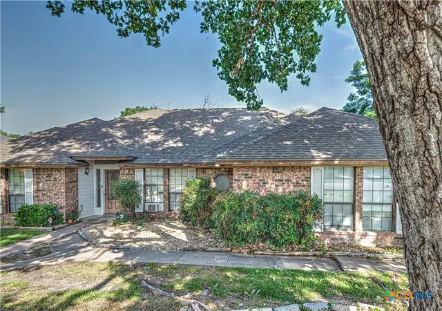 Photo 3 of Single family home for sale at 1619 Tanglewood Dr, Harker Heights, TX 76548 | MLS# 620105 | Listing updated on 2026-09-23