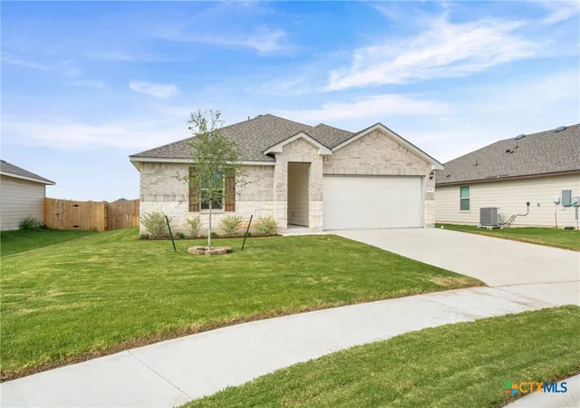 Photo 2 of Single family home for sale at 1137 Laila Ln, Belton, TX 76513 | MLS# 620431 | Listing updated on 2026-09-08