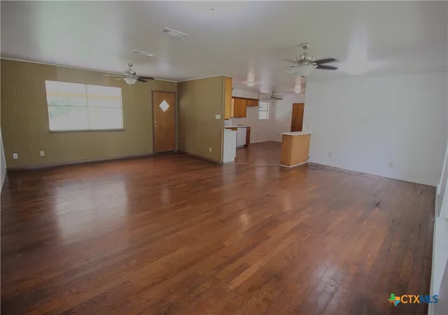 Photo 3 of Single family home for sale at 741 W Bell St, Bartlett, TX 76511 | MLS# 620874 | Listing updated on 2026-08-26