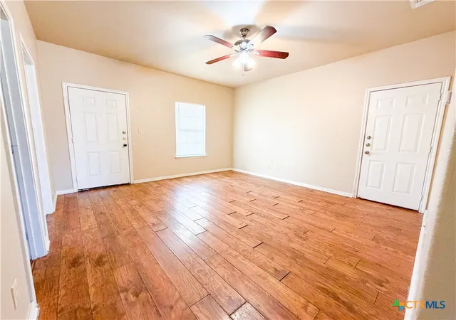 Listing Photo 4 - Condo for sale in building located at 3011 Baldwin Loop, Killeen, TX 76549