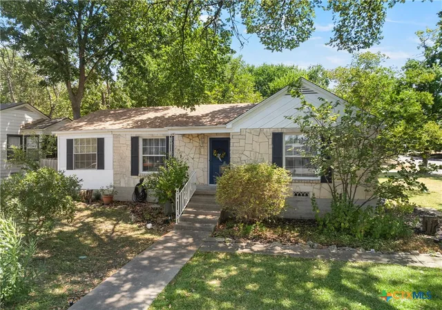Photo 1 of Single family home for sale at 1417 S 15th Street, Temple, TX 76504 | MLS# 619630 | Listing updated on 2026-09-05