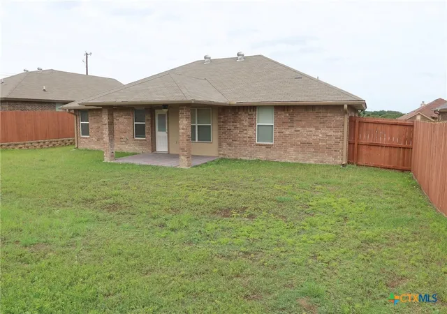 Photo 2 of Single family home for sale at 7603 Zircon Dr, Killeen, TX 76542 | MLS# 620833 | Listing updated on 2026-09-01