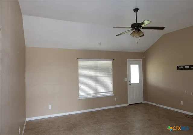 Photo 3 of Single family home for sale at 7603 Zircon Dr, Killeen, TX 76542 | MLS# 620833 | Listing updated on 2026-09-01