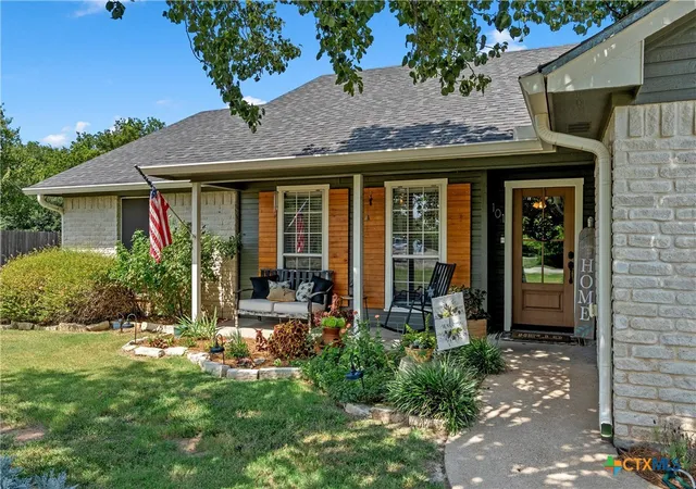 Photo 3 of Single family home for sale at 101 Brown Dr, Eddy, TX 76524 | MLS# 620962 | Listing updated on 2026-10-07