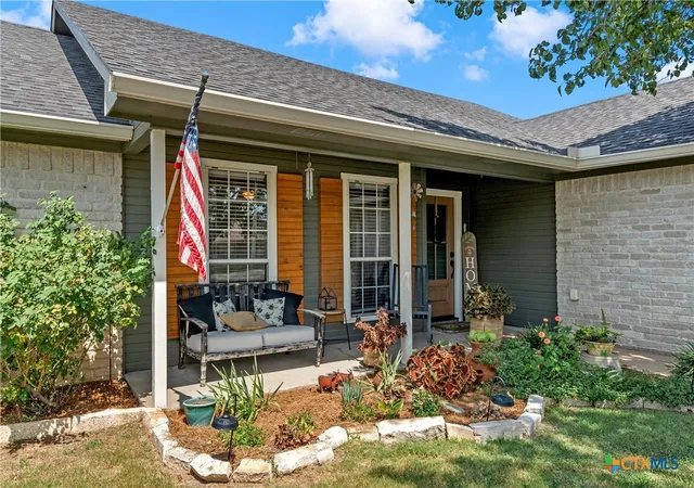 Photo 3 of Single family home for sale at 101 Brown Dr, Eddy, TX 76524 | MLS# 620962 | Listing updated on 2026-10-07