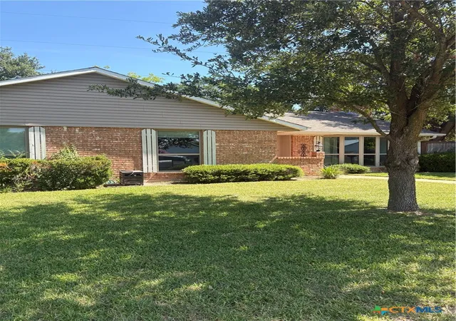 Photo 1 of Single family home for sale at 4302 Box Cyn Dr, Temple, TX 76502 | MLS# 620908 | Listing updated on 2026-08-08