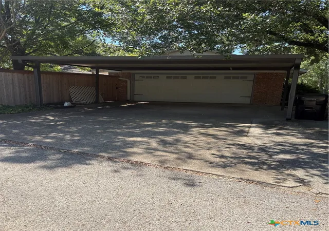 Photo 4 of Single family home for sale at 4302 Box Cyn Dr, Temple, TX 76502 | MLS# 620908 | Listing updated on 2026-08-08