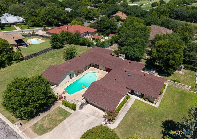 Photo 1 of Single family home for sale at 107 E Woodlawn Dr, Harker Heights, TX 76548 | MLS# 620985 | Listing updated on 2026-08-13