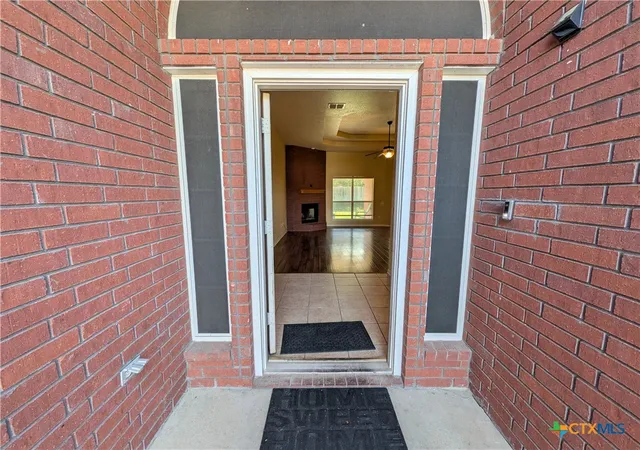 Photo 3 of Single family home for sale at 4805 Cinnabar Way, Killeen, TX 76542 | MLS# 620660 | Listing updated on 2026-09-12