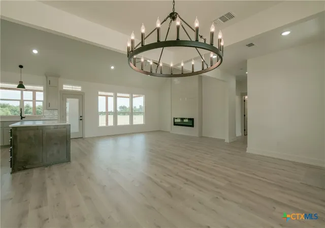 Photo 3 of Sale Pending at 7901 Pecan Rd, Temple, TX 76501 | MLS# 621058 | Listing updated on 2026-09-07