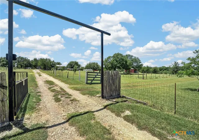 Photo 3 of Sale Pending at 317 Rae Ln, Jarrell, TX 76537 | MLS# 621102 | Listing updated on 2026-08-27