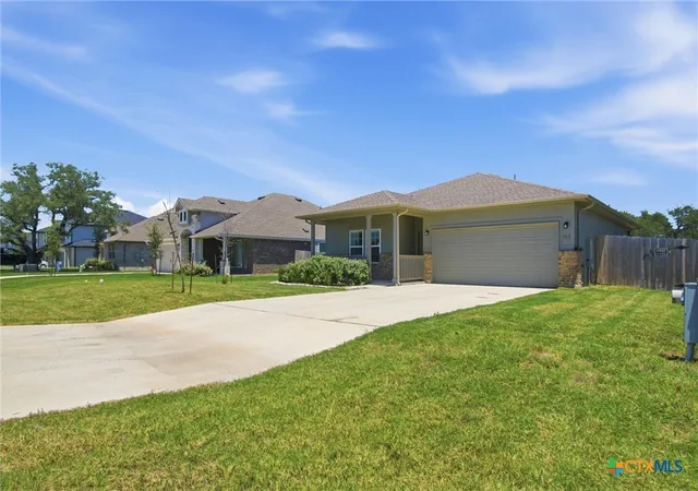 Photo 3 of Single family home for sale at 513 Lucky Ave, Bertram, TX 78605 | MLS# 621101 | Listing updated on 2026-08-19