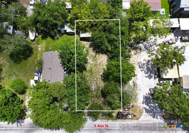 Photo 2 of Sale Pending at 509 S Ann St, Port Lavaca, TX 77979 | MLS# 620877 | Listing updated on 2026-08-27