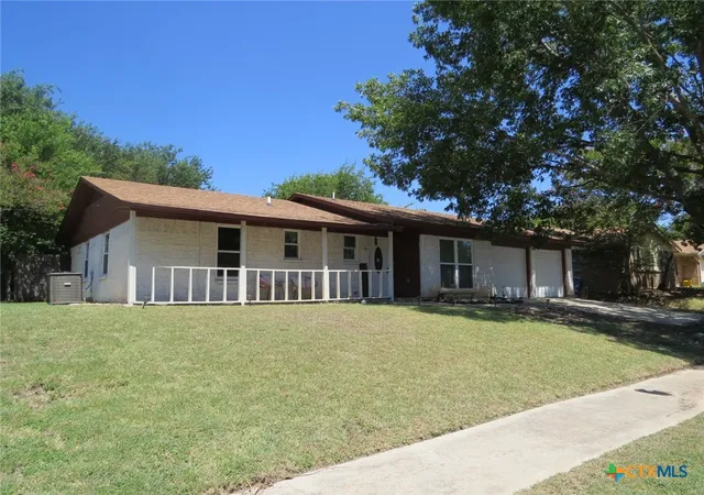 Photo 2 of Single family home for sale at 1010 South 29th St, Copperas Cove, TX 76522 | MLS# 621035 | Listing updated on 2026-08-03
