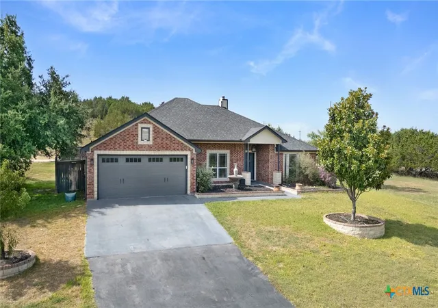Photo 1 of Single family home for sale at 374 County Rd 3371, Kempner, TX 76539 | MLS# 621268 | Listing updated on 2026-08-19