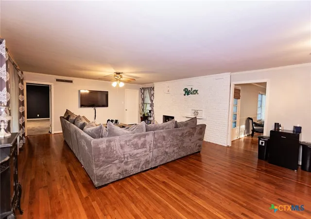 Photo 3 of Single family home for sale at 319 King Cir, Temple, TX 76501 | MLS# 621186 | Listing updated on 2026-08-22