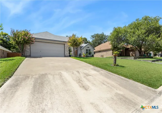 Photo 3 of Single family home for sale at 1106 Lambrusco Dr, Harker Heights, TX 76548 | MLS# 621070 | Listing updated on 2026-10-02
