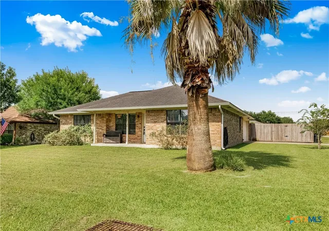 Photo 3 of Single family home for sale at 607 Dove, Victoria, TX 77905 | MLS# 617635 | Listing updated on 2026-09-02