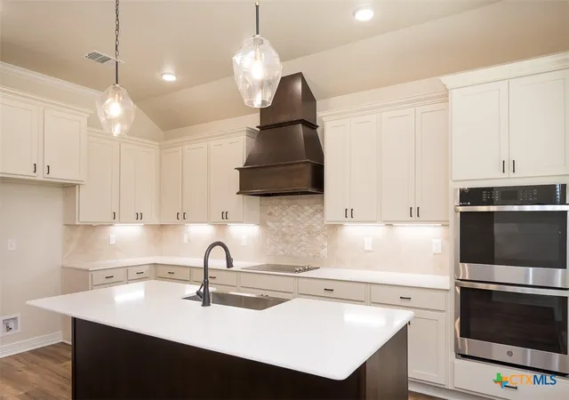 Photo 3 of Townhouse for sale at 1011 Winchester Dr, Nolanville, TX 76559 | MLS# 615466 | Listing updated on 2026-09-23