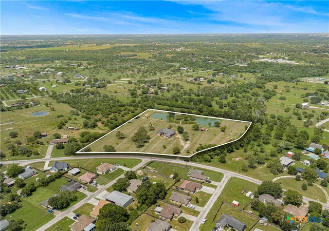 Photo 3 of Single family home for sale at 510 Chaparral Dr, Victoria, TX 77905 | MLS# 621214 | Listing updated on 2026-08-20