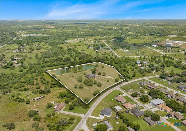 Photo 4 of Single family home for sale at 510 Chaparral Dr, Victoria, TX 77905 | MLS# 621214 | Listing updated on 2026-08-20