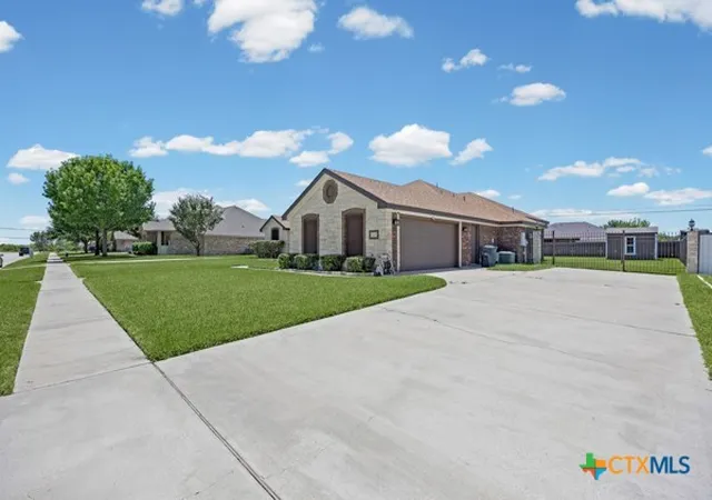 Photo 3 of Single family home for sale at 2109 Whippoorwill Rd, Killeen, TX 76542 | MLS# 621343 | Listing updated on 2026-09-01