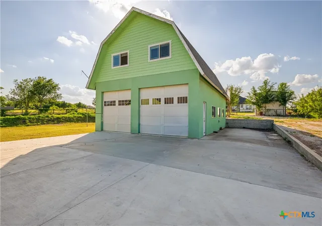 Photo 4 of Single family home for sale at 459 E Ridge Ln, Kyle, TX 78640 | MLS# 621348 | Listing updated on 2026-09-23