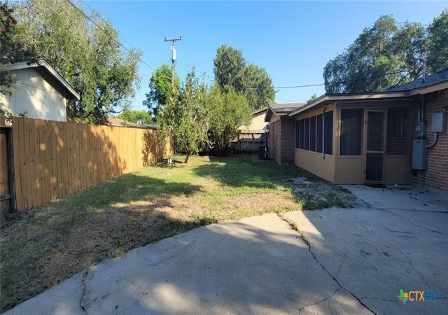Photo 4 of Single family home for sale at 546 Willowick Dr, Port Lavaca, TX 77979 | MLS# 621340 | Listing updated on 2026-09-09