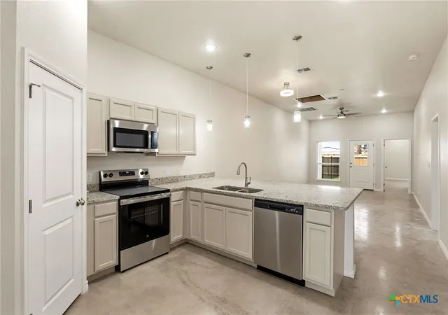 Photo 4 of Townhouse for sale at 406, W 408 & 410 Ave C, Copperas Cove, TX 76522 | MLS# 621377 | Listing updated on 2026-09-11