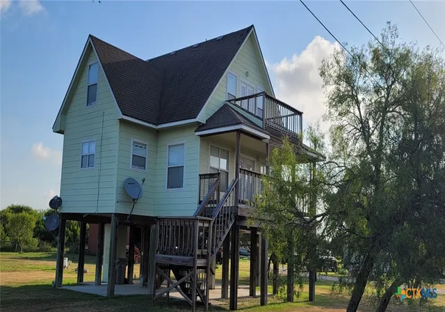 Photo 3 of Single family home for sale at 1690 Bierman Rd, Seadrift, TX 77983 | MLS# 621396 | Listing updated on 2026-08-28