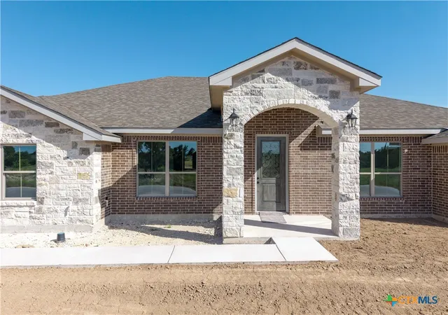 Photo 3 of Single family home for sale at 4361 Tall Ridge Rd, Kempner, TX 76539 | MLS# 620942 | Listing updated on 2026-09-16