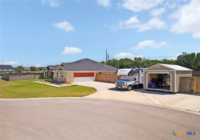 Photo 3 of Single family home for sale at 3415 Bandit Ct, Kempner, TX 76539 | MLS# 621413 | Listing updated on 2026-08-05