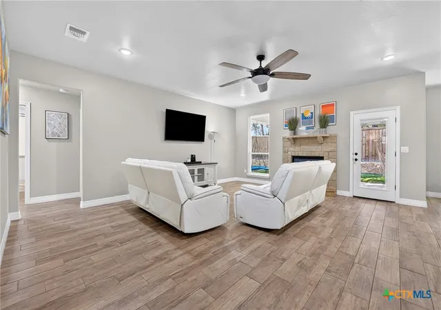 Photo 4 of Single family home for sale at 3415 Bandit Ct, Kempner, TX 76539 | MLS# 621413 | Listing updated on 2026-09-29