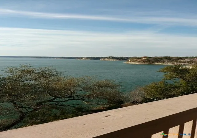 Listing Photo 4 - Condo for sale in building located at 218 Cliffhouse Dr, Belton, TX 76513