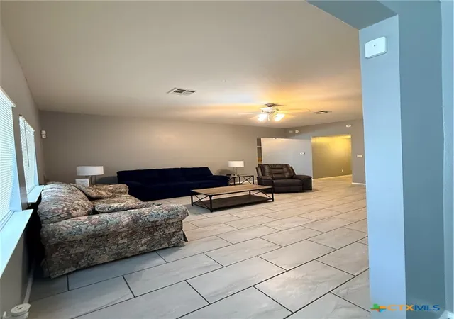 Photo 3 of Single family home for sale at 5205 Sydney Harbour Ct, Killeen, TX 76549 | MLS# 621426 | Listing updated on 2026-08-03