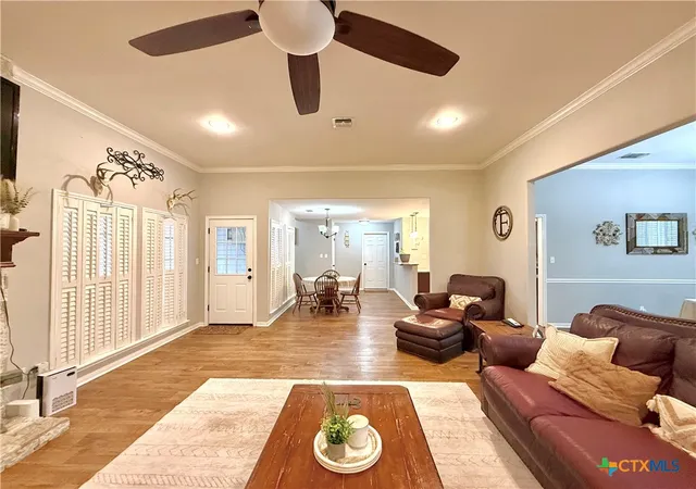 Photo 3 of Sale Pending at 203 Chimney Rock Dr, Victoria, TX 77904 | MLS# 621430 | Listing updated on 2026-09-14
