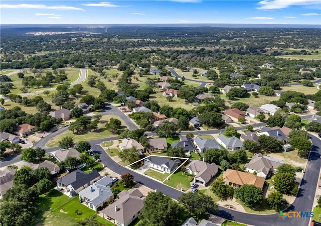 Photo 3 of Single family home for sale at 102 Fox Cir, Burnet, TX 78611 | MLS# 620320 | Listing updated on 2026-09-09